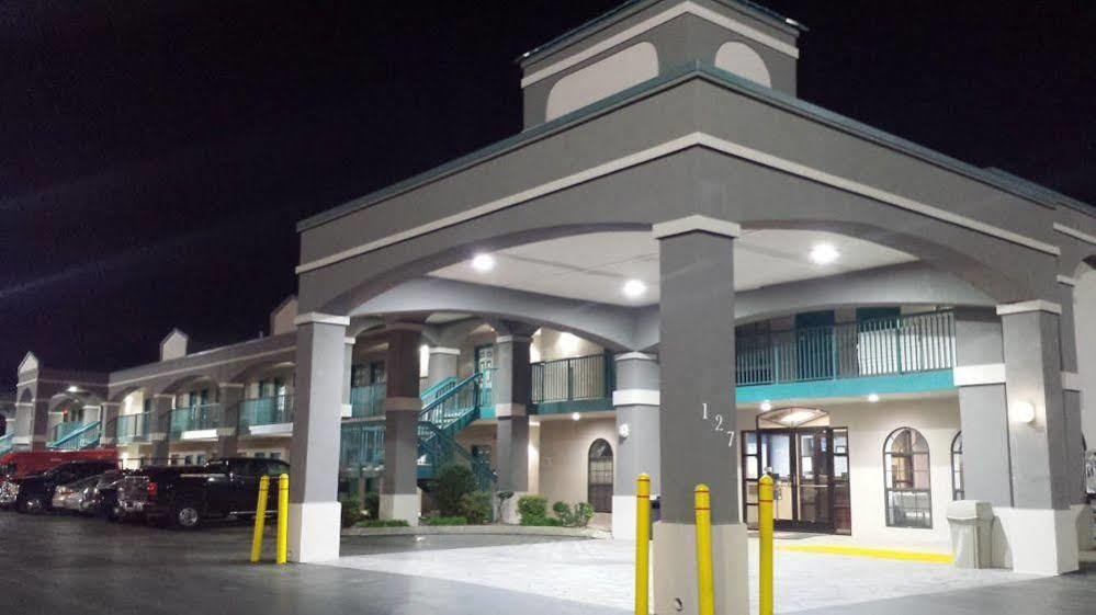 Super 8 By Wyndham Murfreesboro Zewnętrze zdjęcie